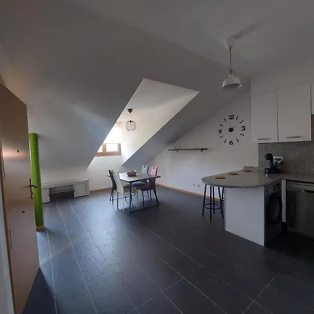 Aldea Bricia 16 Apartment *